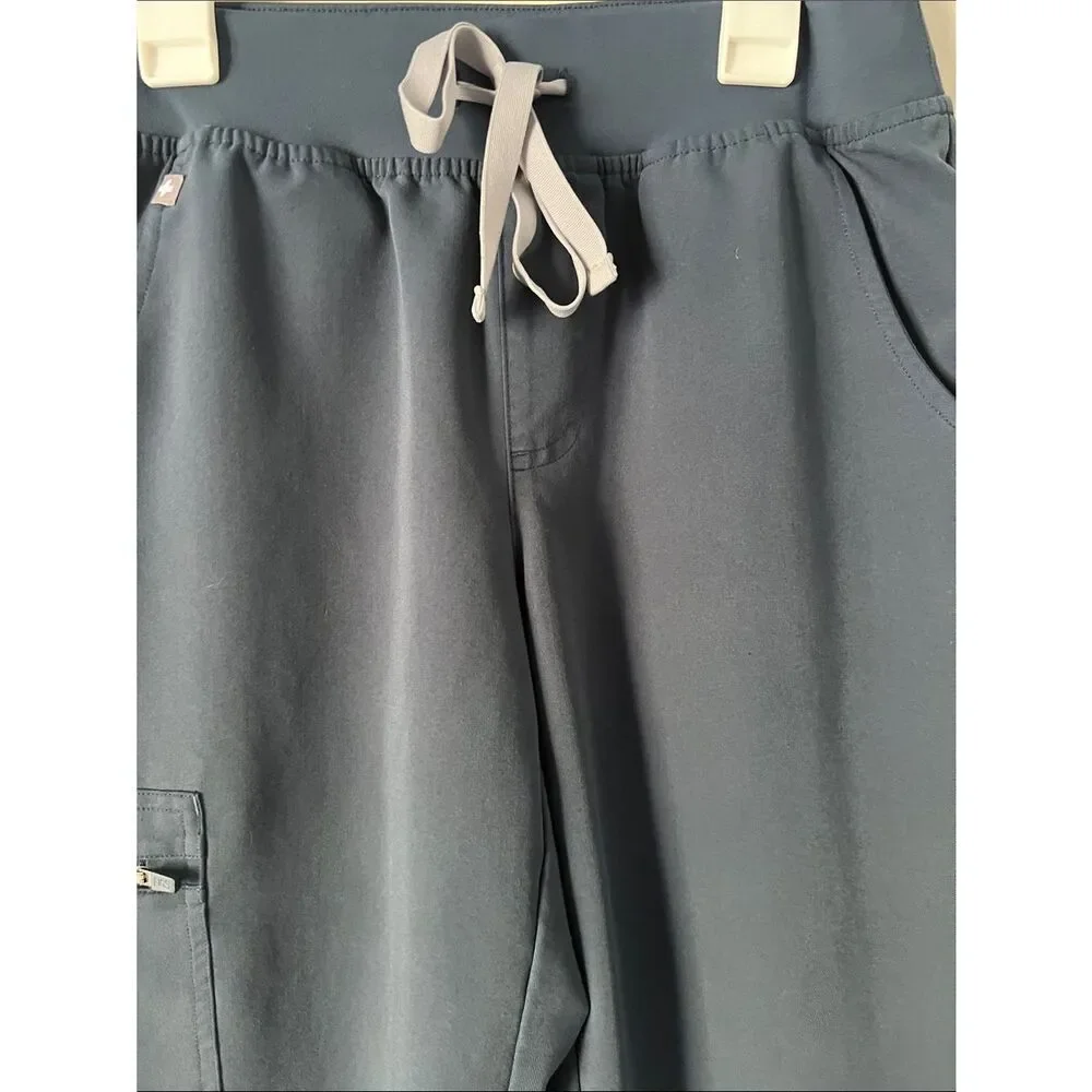 Like New! FIGS Zamora Jogger Scrub Pants in Size XS - Picture 3 of 12